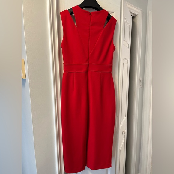 Red structured Calvin Klein dress. - Picture 3 of 4